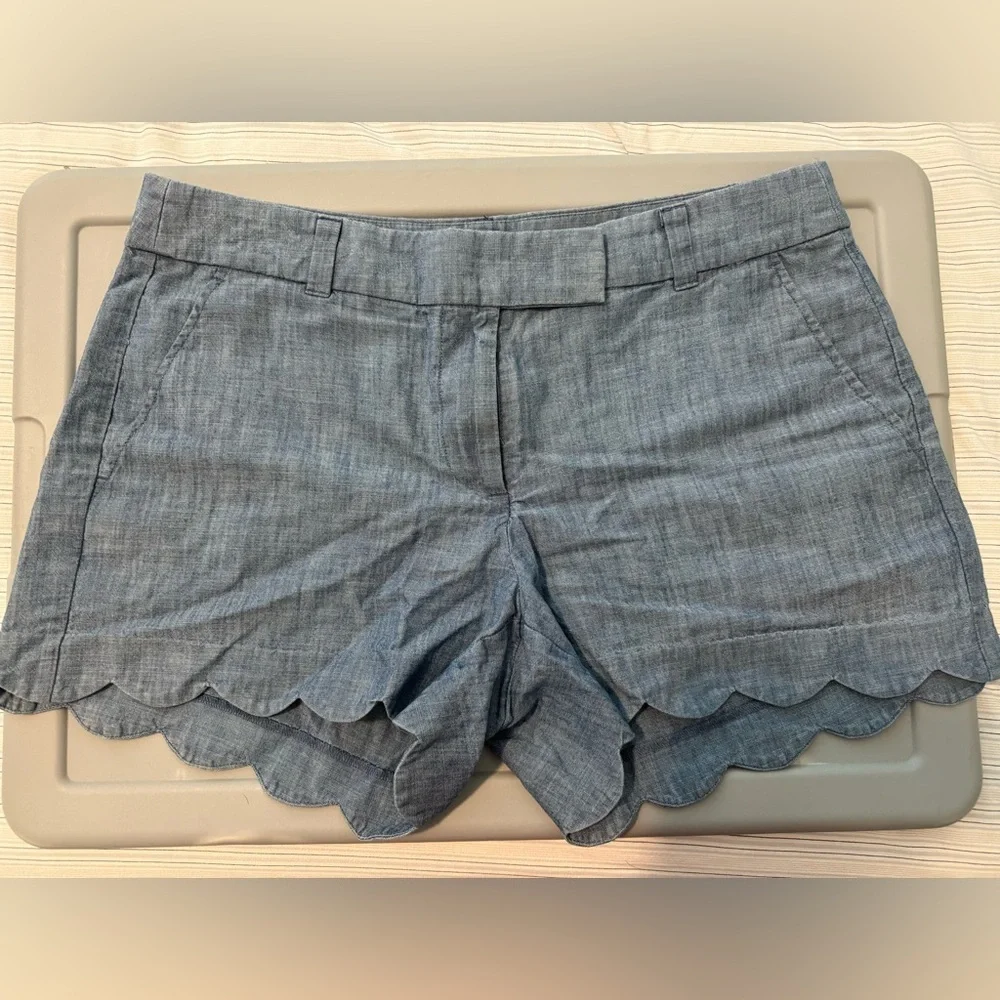 Scalloped shorts